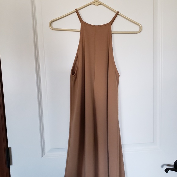 Tan Dress - Picture 2 of 5
